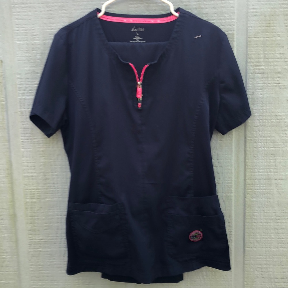 Scrubs large top and large tall pants